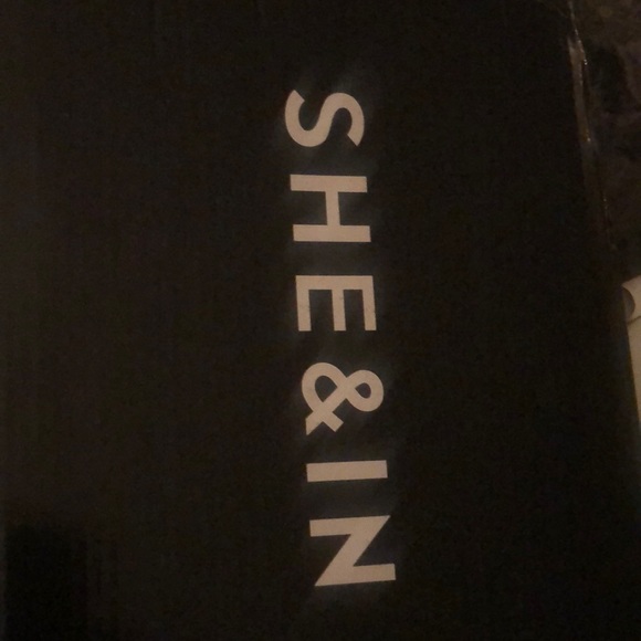 Black ankle strap SHEIN heels 👠 - Picture 2 of 7